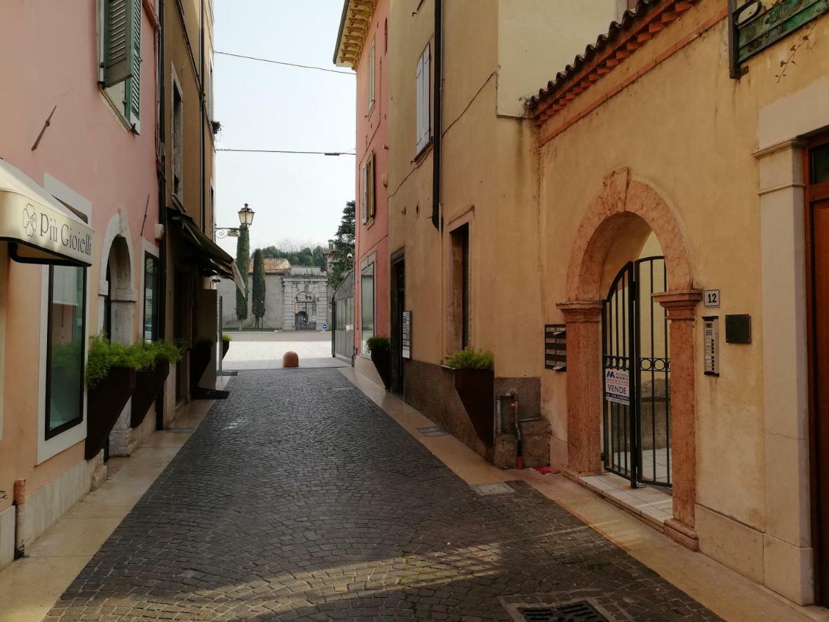 Domus Romanae In Centro Storico Peschiera del Garda Extérieur photo
